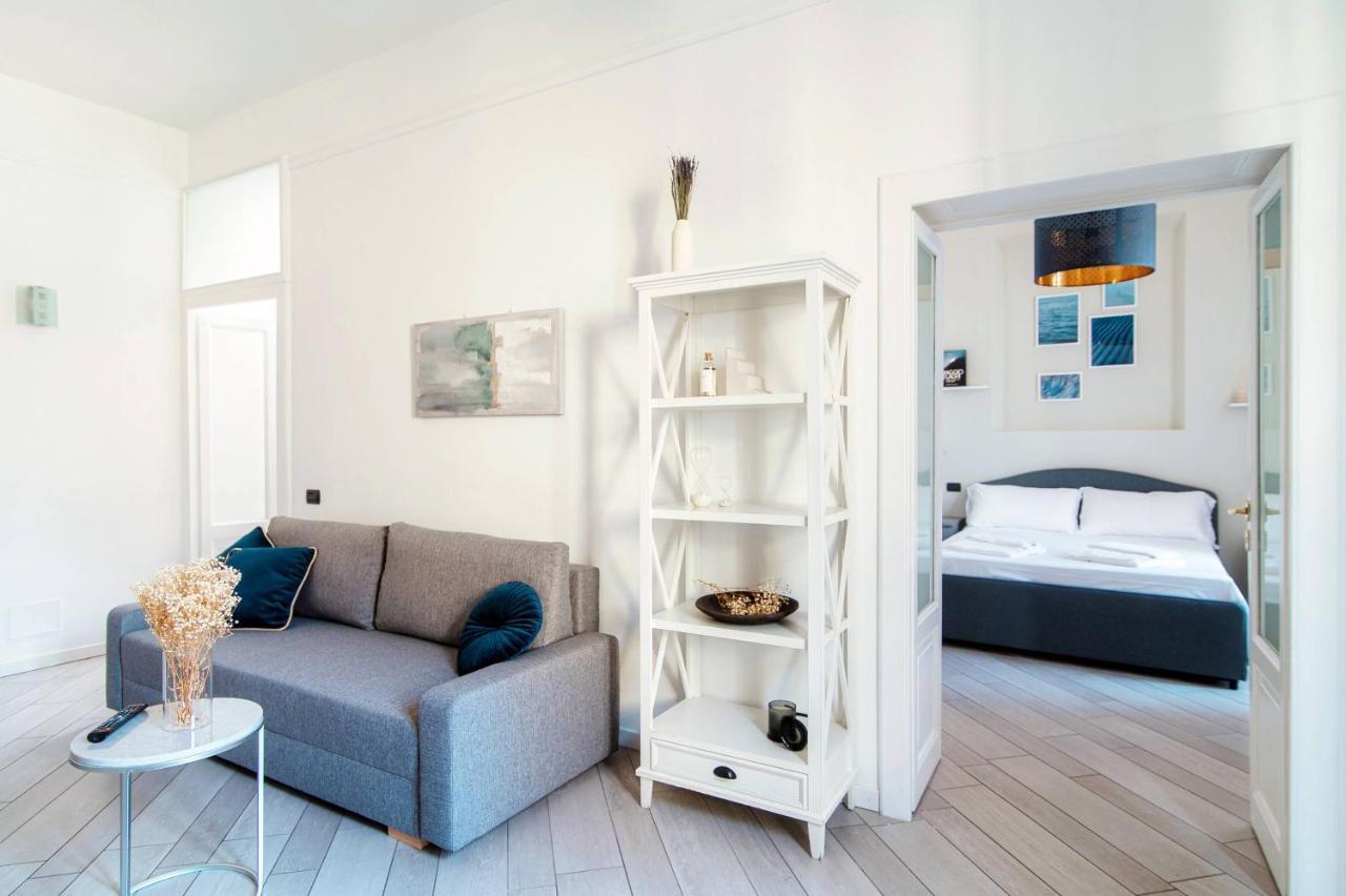 Shades Of Lake - Blue Apartment Комо Екстер'єр фото
